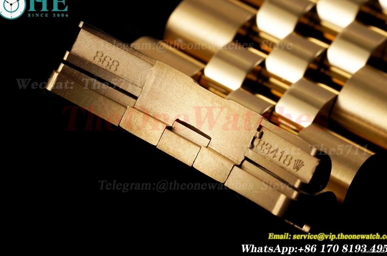 VR3285 126718 Master Jub GRNR APF Black YG YG Dial GMT II 0220